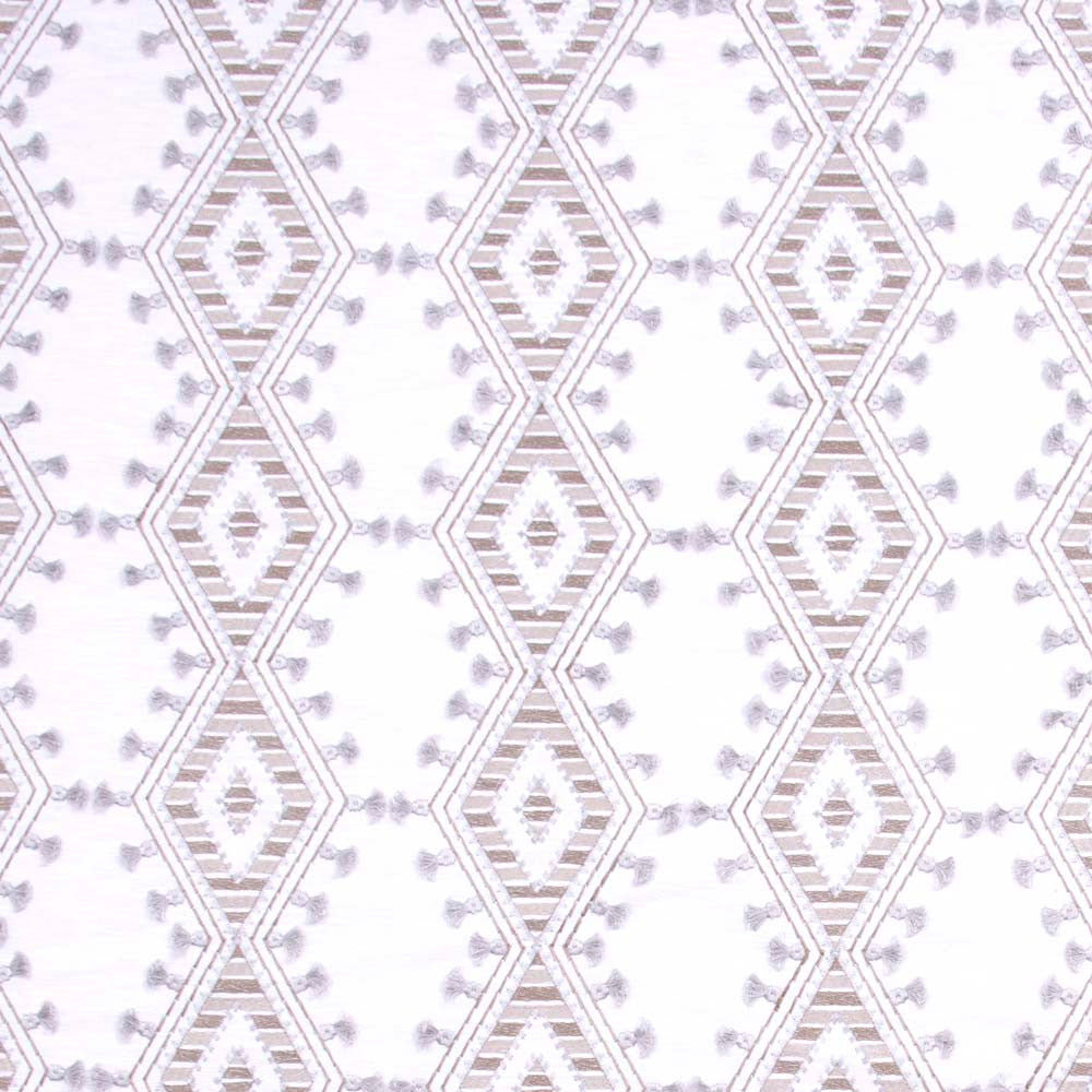 World Travels Silver by Carole Fabric Ash Oak 71% Polyester, 29% Cotton India 25,000 Wyzenbeek Double Rubs Horizontal: 6.5 and Vertical: 6.25 52 - Fabric Carolina -