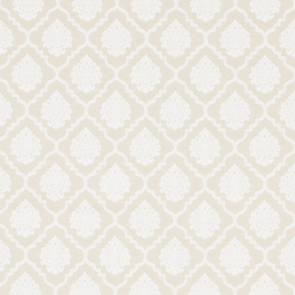 Family Crest Alabaster by Carole Fabric Ash Oak 65% Polyester, 25% Cotton, 10% Acrylic Spain 21,000 Martindale Circular Rubs Horizontal: 3.5 and Vertical: 4.5 55 - Fabric Carolina -