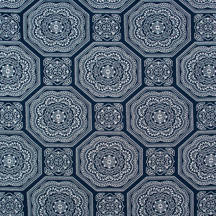 Lasting Friendship Navy by Carole Fabric Vibrance 50% Polyester, 50% Cotton India N/A Horizontal: 17125 and Vertical: 155 52 - Fabric Carolina -