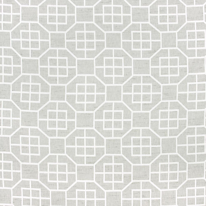 Photo Session Linen by Carole Fabric Silver Fox 61% Polyester, 39% Cotton India N/A Horizontal: 95 and Vertical: 1025 52 - Fabric Carolina -