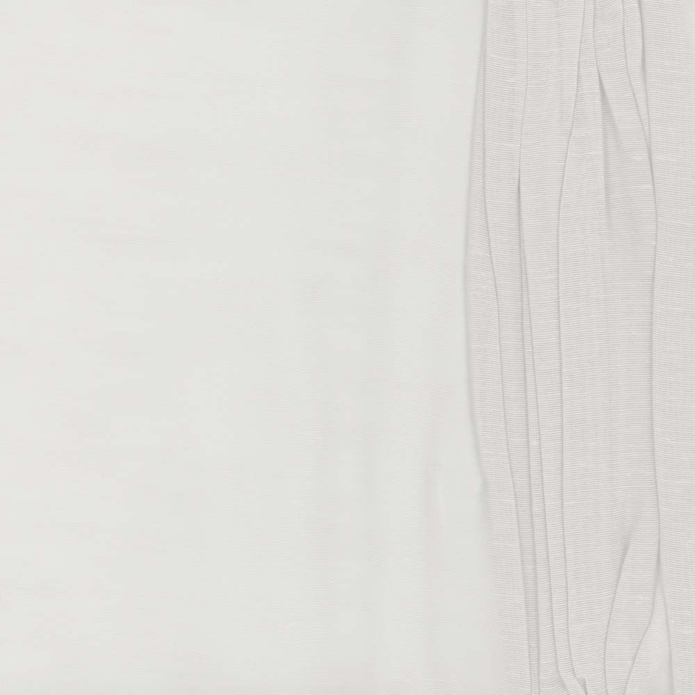 Over You Snow by Carole Fabric 100% Polyester France N/A Horizontal: 0 and Vertical: 0 118 - Fabric Carolina -