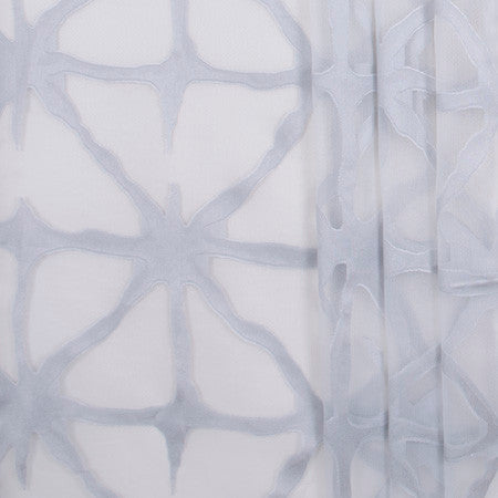 Cut It Out Platinum by Carole Fabric Sheer Marvel 100% Polyester TURKEY N/A </p><p>Repeat: 14 7/8" V, 29 1/4" H 122" - Fabric Carolina -