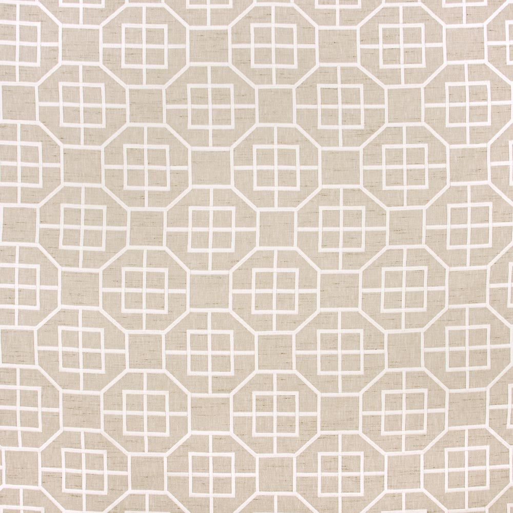 Photo Session Parchment by Carole Fabric Coconut Cream 61% Polyester, 39% Cotton India N/A Horizontal: 95 and Vertical: 1025 52 - Fabric Carolina -
