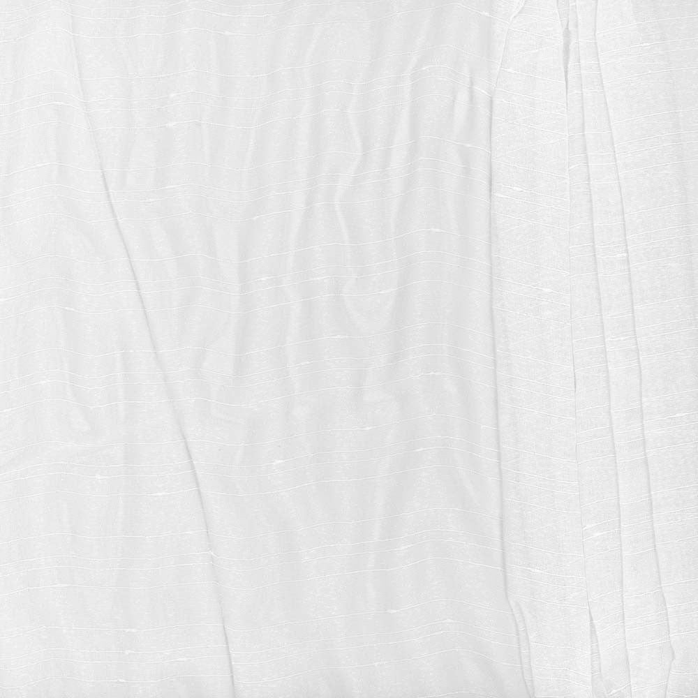Simply Put White by Carole Fabric 100% Polyester Turkey N/A Horizontal: 0 and Vertical: 0 118 - Fabric Carolina -