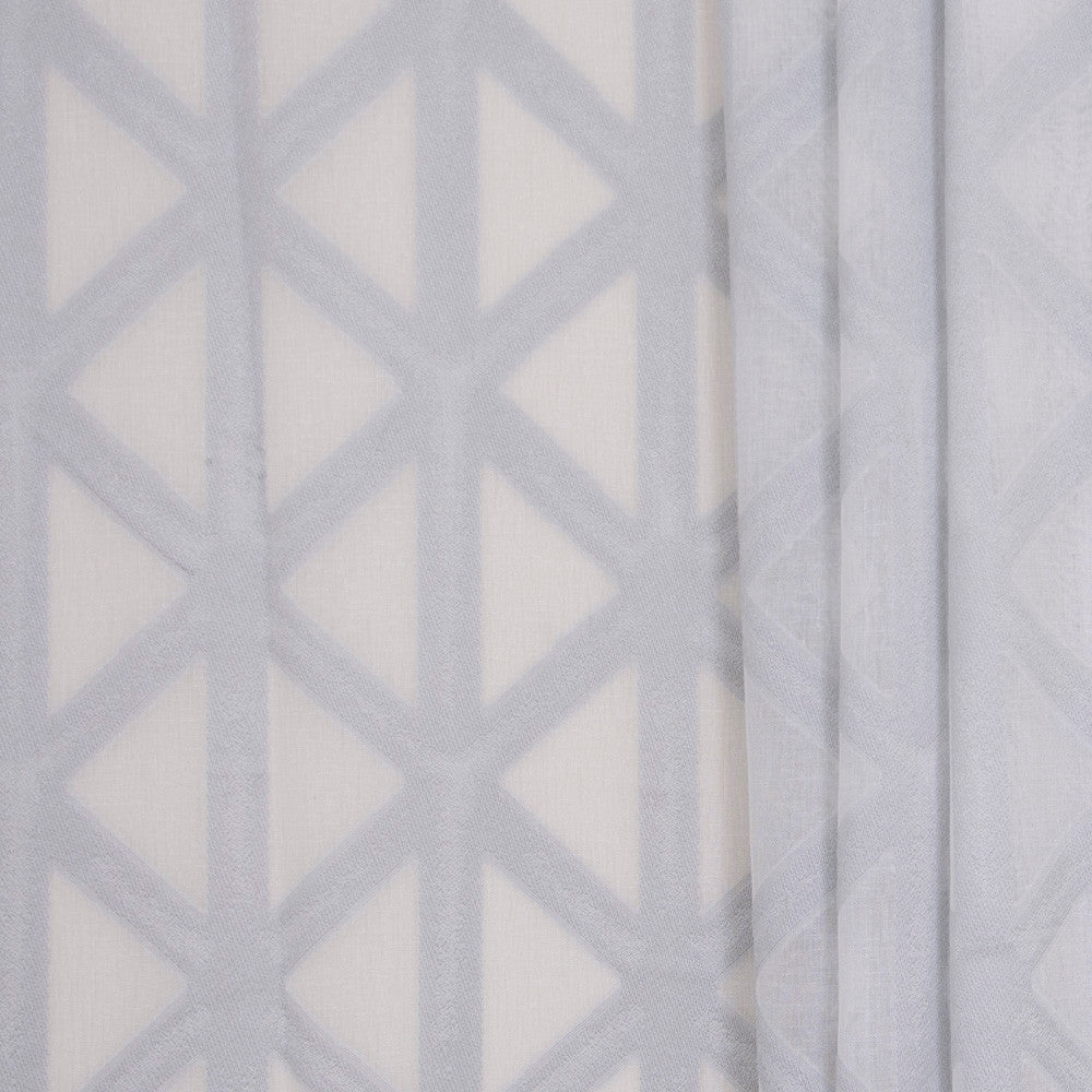 Crossover Platinum by Carole Fabric Sheer Marvel 100% Polyester TURKEY N/A Horizontal: 7625 and Vertical: 75 126 - Fabric Carolina -