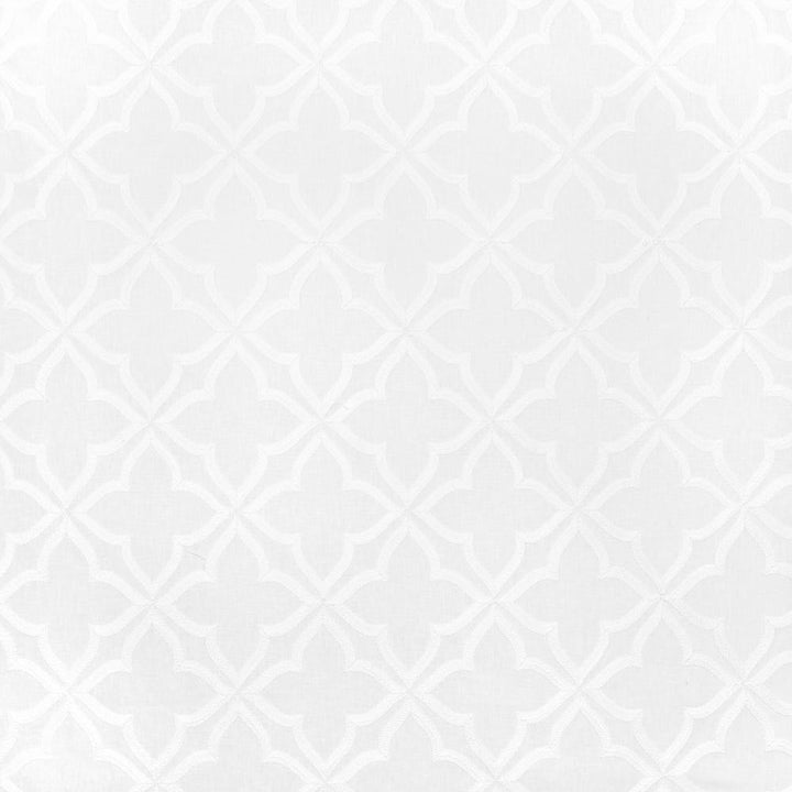 Star Trail White by Carole Fabric Silver Fox 70% Polyester, 30% Cotton India N/A Horizontal: 875 and Vertical: 925 52 - Fabric Carolina -