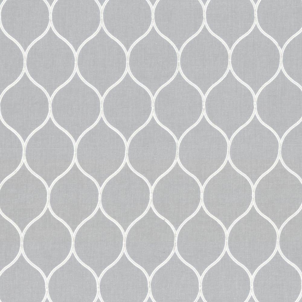 High Roller White by Kasmir Fabric 5108 100% Cotton INDIA Not Tested H: 4 2/8 inches, V:8 inches 54 - 56 - Fabric Carolina - Kasmir