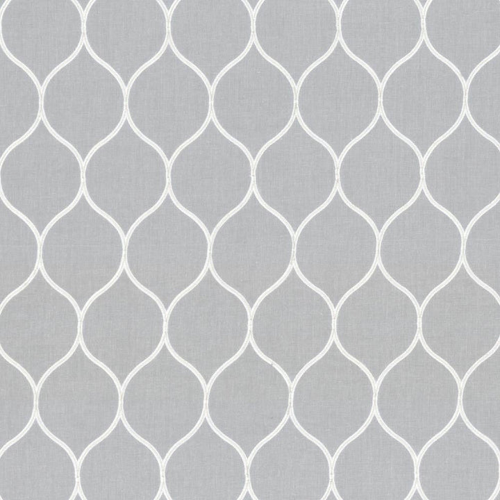High Roller White by Kasmir Fabric 5108 100% Cotton INDIA Not Tested H: 4 2/8 inches, V:8 inches 54 - 56 - Fabric Carolina - Kasmir