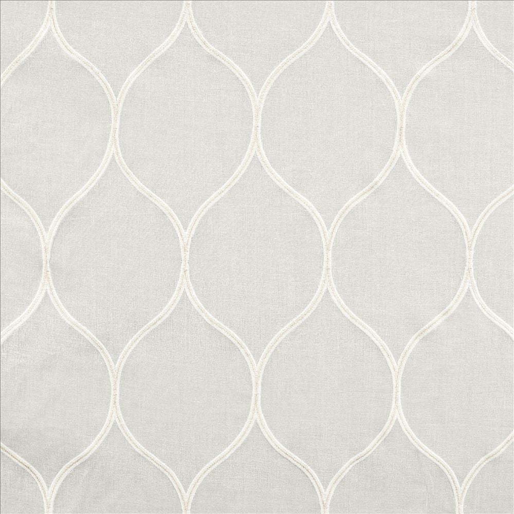 High Roller White by Kasmir Fabric 5108 100% Cotton
 INDIA </p><p>Repeat: Horizontal: 4 2/8 inches and Vertical: 8 inches 51 - 56 - Fabric Carolina -