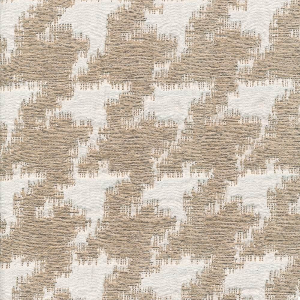 Hounder White Linen by Kasmir Fabric 1367 100% Cotton
 USA 12,000 Wyzenbeek Double Rubs </p><p>Repeat: Horizontal: 6 6/8 inches and Vertical: 3 4/8 inches 54 - Fabric Carolina -