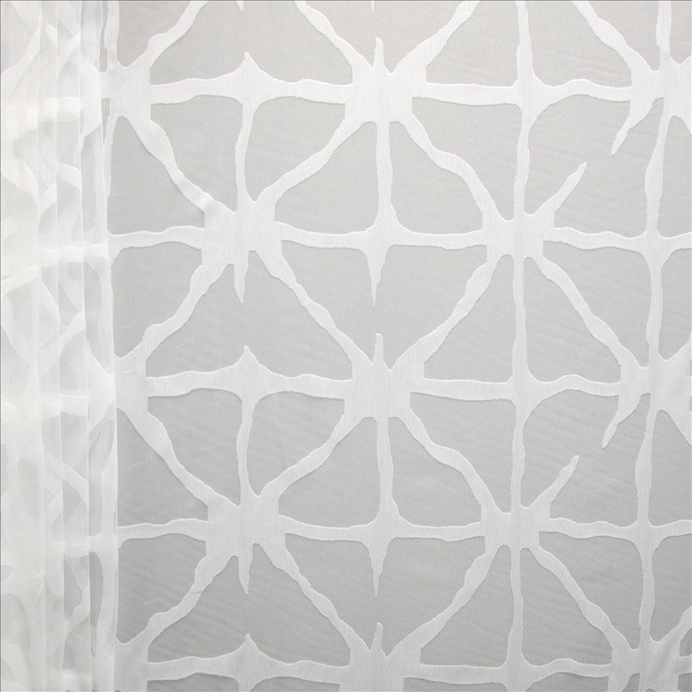 Jacqueline Snow by Kasmir Fabric 1465 100% Polyester
 TURKEY Not Tested </p><p>Repeat: Horizontal: 29 4/8 inches and Vertical: 15 5/8 inches 118 - Fabric Carolina -