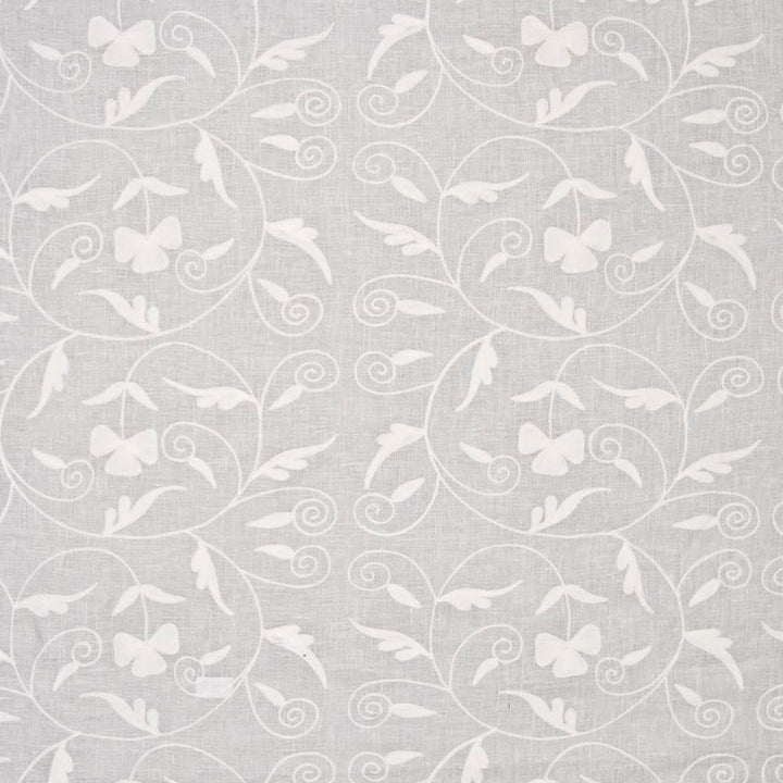 Kashida Snow  by Kasmir Fabric See sample 100% Linen
Embroidery
100% Rayon
 INDIA Not Tested </p><p>Repeat: Horizontal: 16 inches and Vertical: 15 4/8 inches 54  - Fabric Carolina -