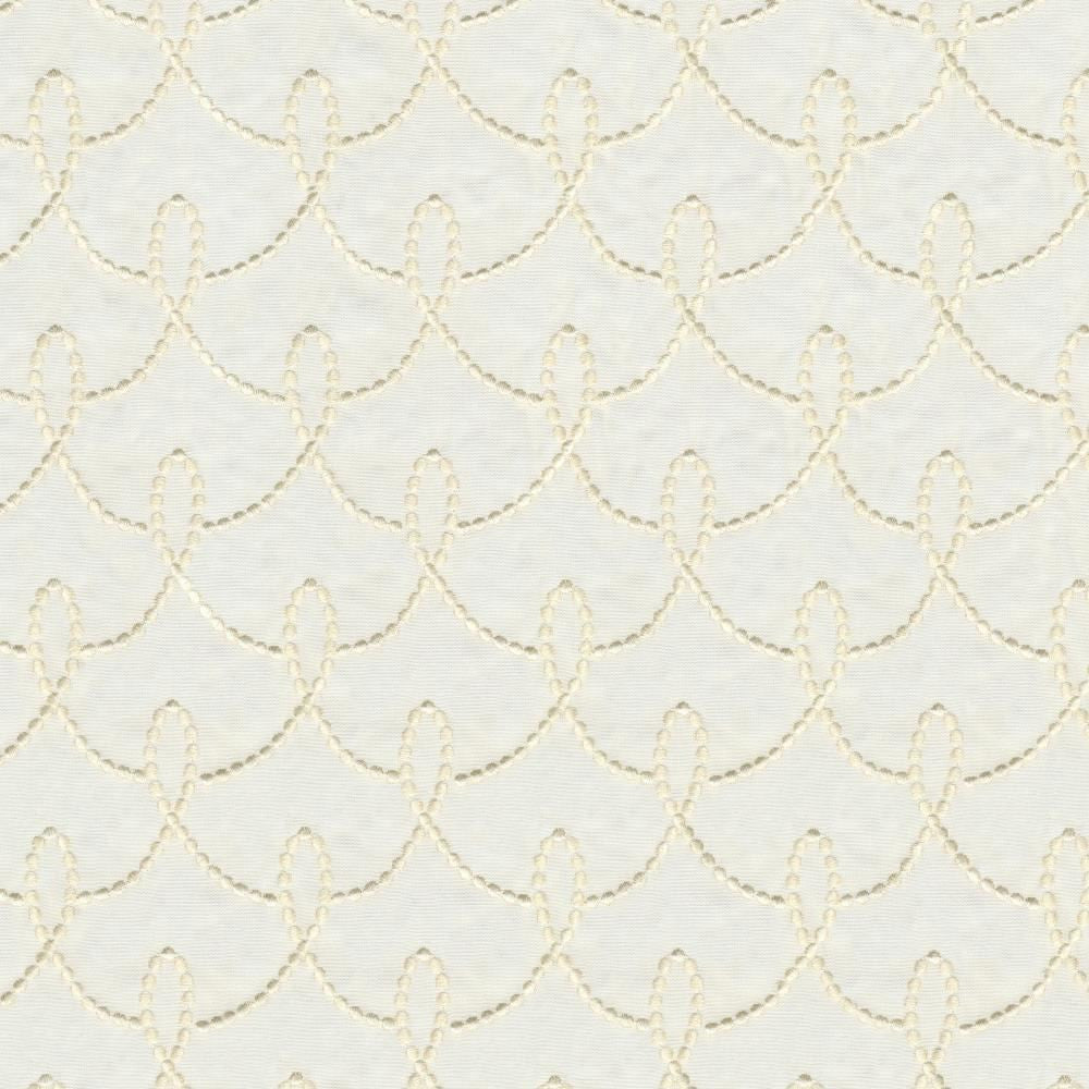 Loophole Off White by Kasmir Fabric 5112 65% Cotton
35% Polyester
 CHINA </p><p>Repeat: Horizontal: 3 6/8 inches and Vertical: 3 7/8 inches 59 - 60 - Fabric Carolina -