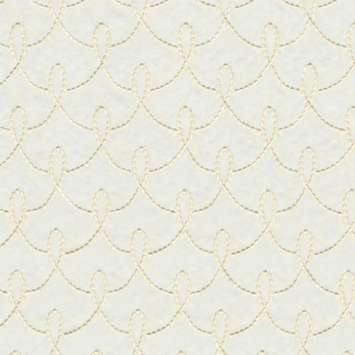 Loophole Off White by Kasmir Fabric 5112 65% Cotton
35% Polyester
 CHINA </p><p>Repeat: Horizontal: 3 6/8 inches and Vertical: 3 7/8 inches 59 - 60 - Fabric Carolina -