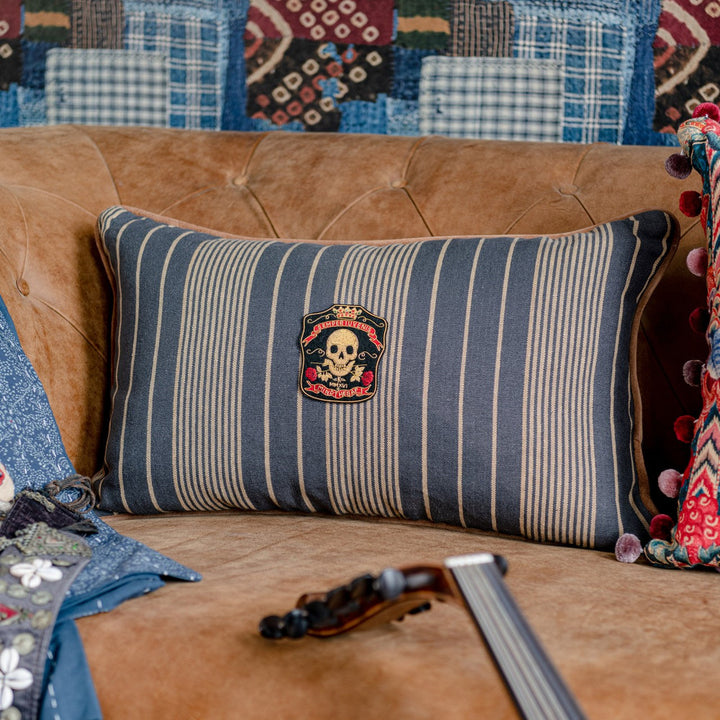 NEWPORT STRIPES  Cushion (LC40163) by Mind The Gap | LC40163 | WOODSTOCK '69 LIFESTYLE COLLECTION | 23,6 x 15,8 in | Gunmetal Grey, Taupe | Fabric Carolina | https://www.fabriccarolina.com/