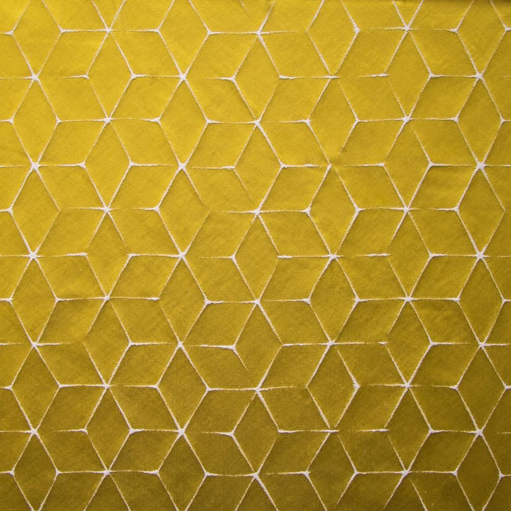 On The Rocks Gold by Kasmir Fabric 1460 100% Polyester
 CHINA </p><p>Repeat: Horizontal: 4 4/8 inches and Vertical: 5 4/8 inches 54 - Fabric Carolina -