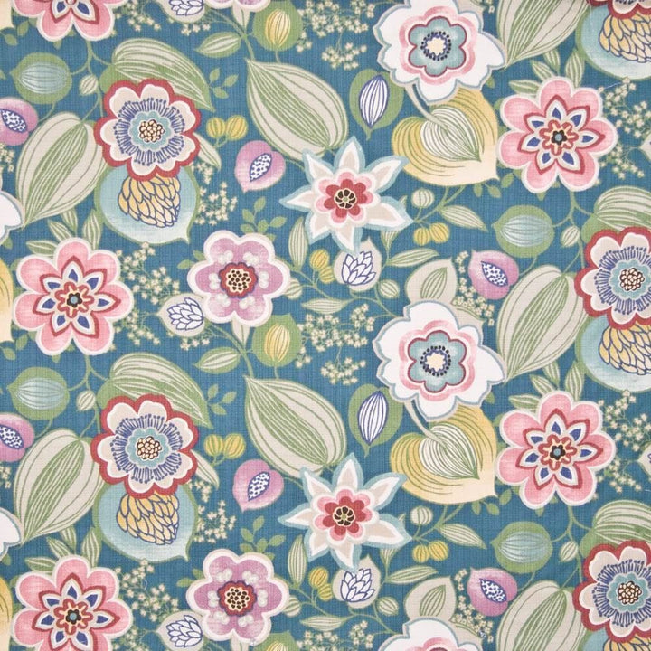 Palm Cove Bermuda Blue by Kasmir Fabric 1388 100% Cotton
 ISRAEL </p><p>Repeat: Horizontal: 27 inches and Vertical: 18 inches 54 - 55 - Fabric Carolina -