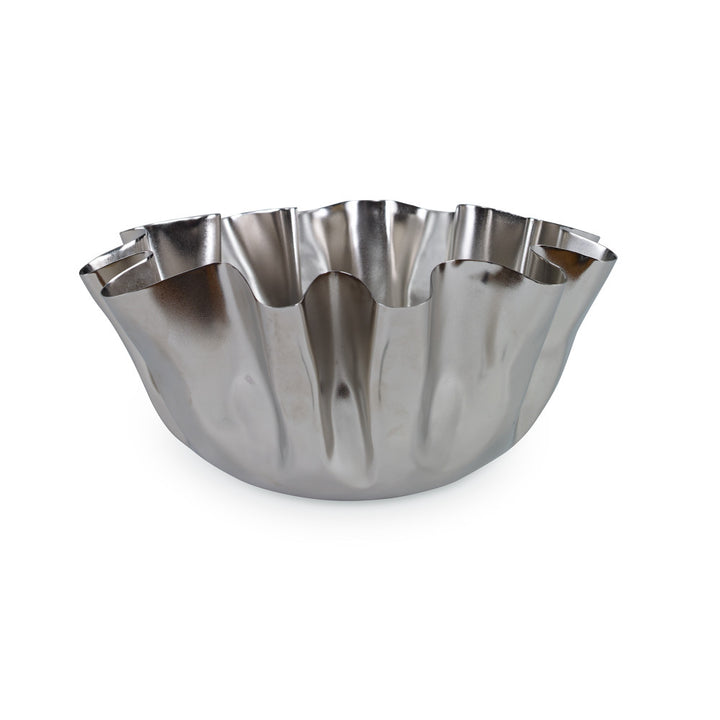 Drapery Bowl, Small QR-19040.NICKEL.0 by CuratedKravet CuratedKravet A small brass crinkle bowl featuring a matte nickle plated finish. India DUST LIGHTLY. </p><p>Dimensions: Length 10, Height 4.5, Width 10 Brass - 95%, Nickel - 5% - Fabric Carolina -