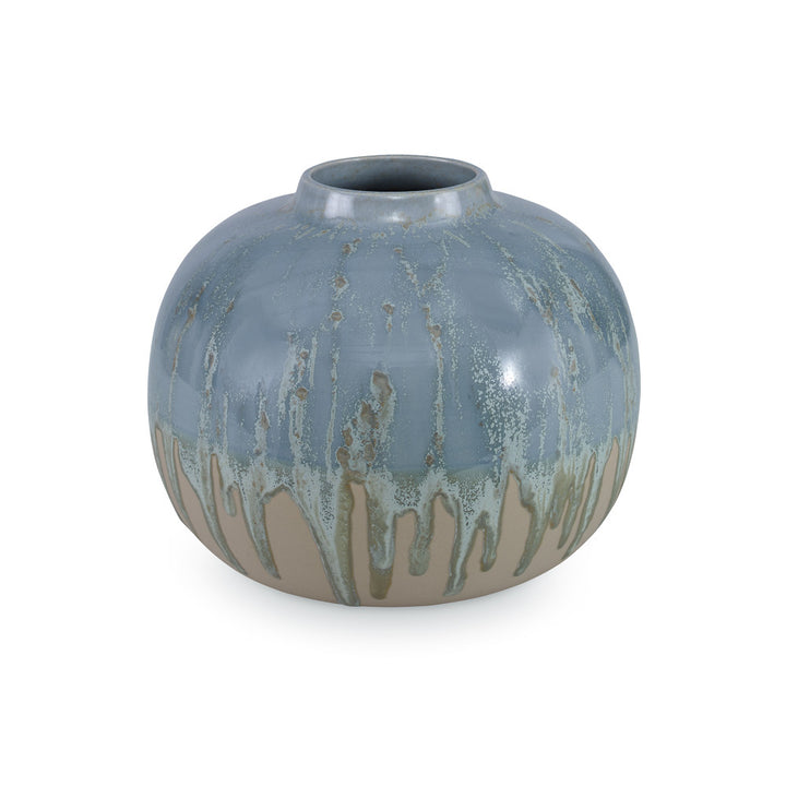 Meda Vase, Small QR-19129.GRNREACT.0 by CuratedKravet CuratedKravet A small earthenware vase featuring a reactive green glaze. Due to the nature of the glaze, each vase is to be considered unique. Portugal DUST LIGHTLY. </p><p>Dimensions: Length 8, Height 6.5, Width 8 Ceramic - 100% - Fabric Carolina -