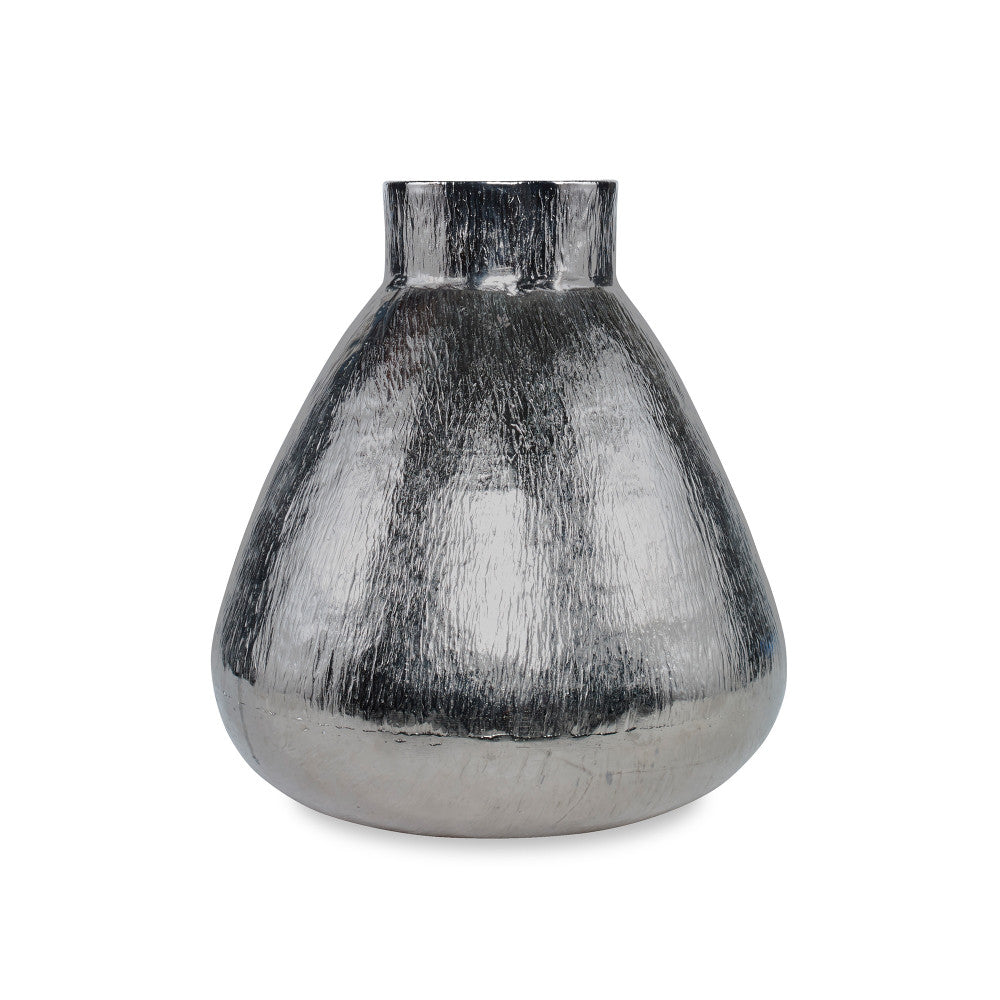 Brasfield Vase QR-19439.NICKEL.0 by CuratedKravet CuratedKravet A shiny nickel colored aluminum vase. India DUST LIGHTLY. </p><p>Dimensions: Length 13.75, Height 14.5, Width 13.25 Aluminum Oxide - 100% - Fabric Carolina -