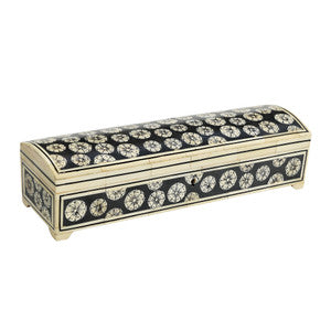 Bond Bone Box QR-20948.NTRLBLK.0 by CuratedKravet