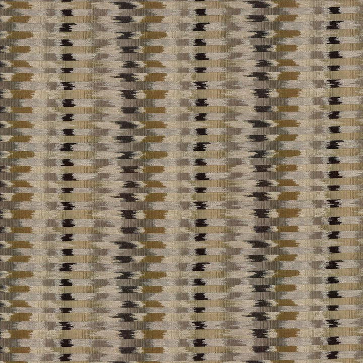 Quentin Oro by Kasmir Fabric 5086 85% Polyester
15% Cotton
 CHINA </p><p>Repeat: Horizontal: 7 2/8 inches and Vertical: 6 6/8 inches 57 - Fabric Carolina -