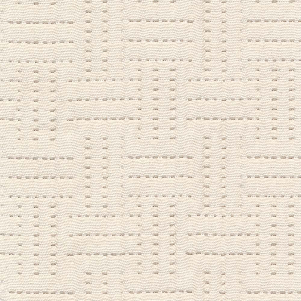 Quinlan Quilt Snowdrift by Kasmir Fabric 1407 100% Polyester
 CHINA </p><p>Repeat: Horizontal: 1 6/8 inches and Vertical: 1 6/8 inches 56 - Fabric Carolina -