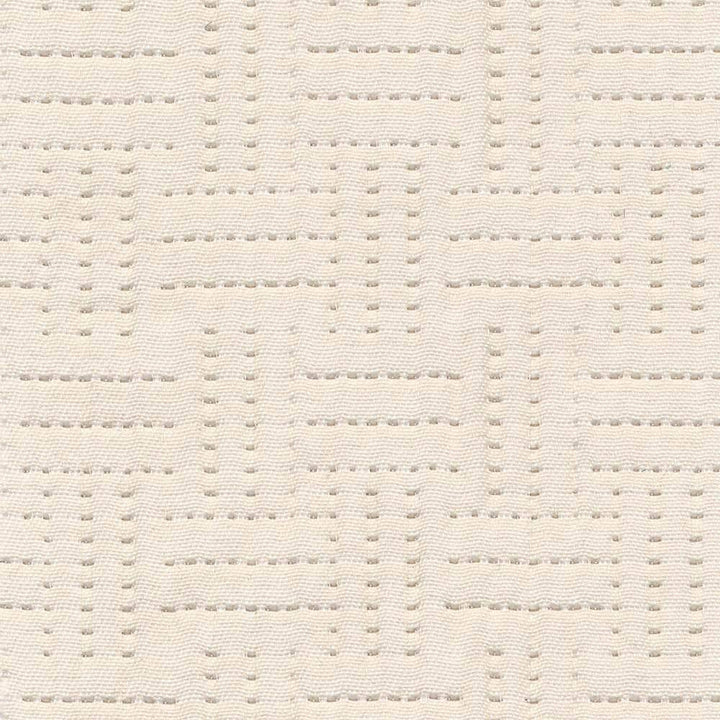 Quinlan Quilt Snowdrift by Kasmir Fabric 1407 CHINA 48,000 Wyzenbeek Double Rubs H: 1 6/8 inches, V:1 6/8 inches 56 - Fabric Carolina - Kasmir