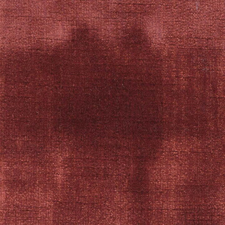 Rembrandt Brick by Kasmir Fabric 1422 75% Rayon
25% Cotton
 USA </p><p>Repeat: Horizontal: 1 inches and Vertical: N/A 54 - 55 - Fabric Carolina -