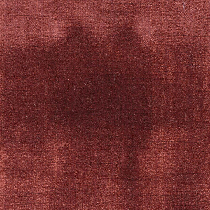 Rembrandt Brick by Kasmir Fabric 1422 75% Rayon
25% Cotton
 USA </p><p>Repeat: Horizontal: 1 inches and Vertical: N/A 54 - 55 - Fabric Carolina -