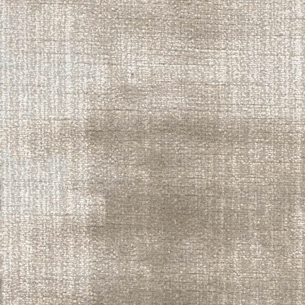 Rembrandt Chinchilla by Kasmir Fabric 1422 75% Rayon
25% Cotton
 USA </p><p>Repeat: Horizontal: 1 inches and Vertical: N/A 54 - 55 - Fabric Carolina -