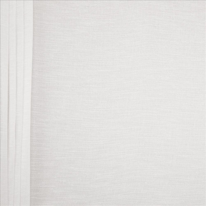 Social Snow  by Kasmir Fabric See sample 100% Polyester
 TURKEY Not Tested </p><p>Repeat: Horizontal: N/A and Vertical: N/A 118  - Fabric Carolina -