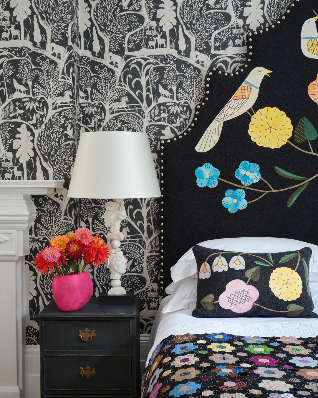 THE ENCHANTED WOODLAND Solstice Wallpaper (WP20815) by Mind The Gap | WP20815 | 1 roll x 52x900 cm / 20.47x354.33in | 0.52m / 20.5in | 9m / 354in | 4.68sqm / 50sq ft | 80cm / 31.4in | White, Grey | Non-woven Textured | Paste the wall | 1-roll in a box | Fabric Carolina | https://www.fabriccarolina.com/