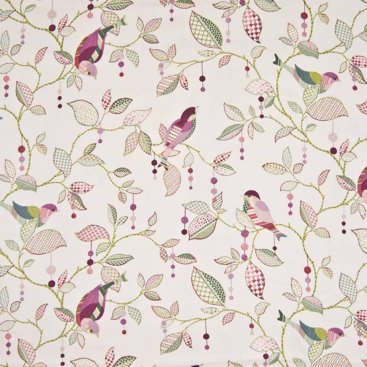 Tweeter Berry by Kasmir Fabric 1389 USA 15,000 Wyzenbeek Double Rubs H: 27 inches, V:25 2/8 inches 54 - Fabric Carolina - Kasmir
