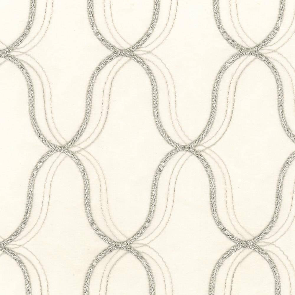 Wavefront Platinum by Kasmir Fabric 5077 100% Polyester
Embroidery
100% Polyester
 TURKEY </p><p>Repeat: Horizontal: 4 3/8 inches and Vertical: 6 3/8 inches 52 - 59 - Fabric Carolina -