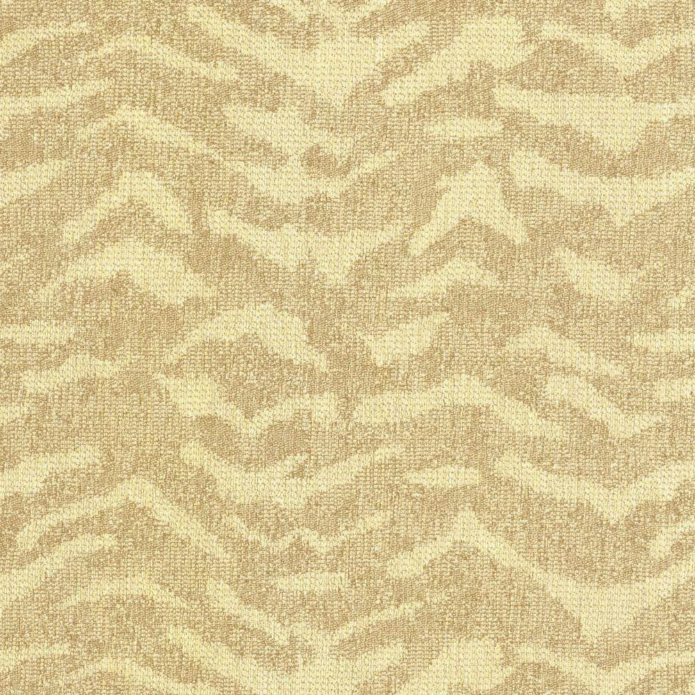 Wildling Pearl by Kasmir Fabric 5112 62% Rayon
38% Polyester
 USA </p><p>Repeat: Horizontal: 15 4/8 inches and Vertical: 15 7/8 inches 54 - 55 - Fabric Carolina -