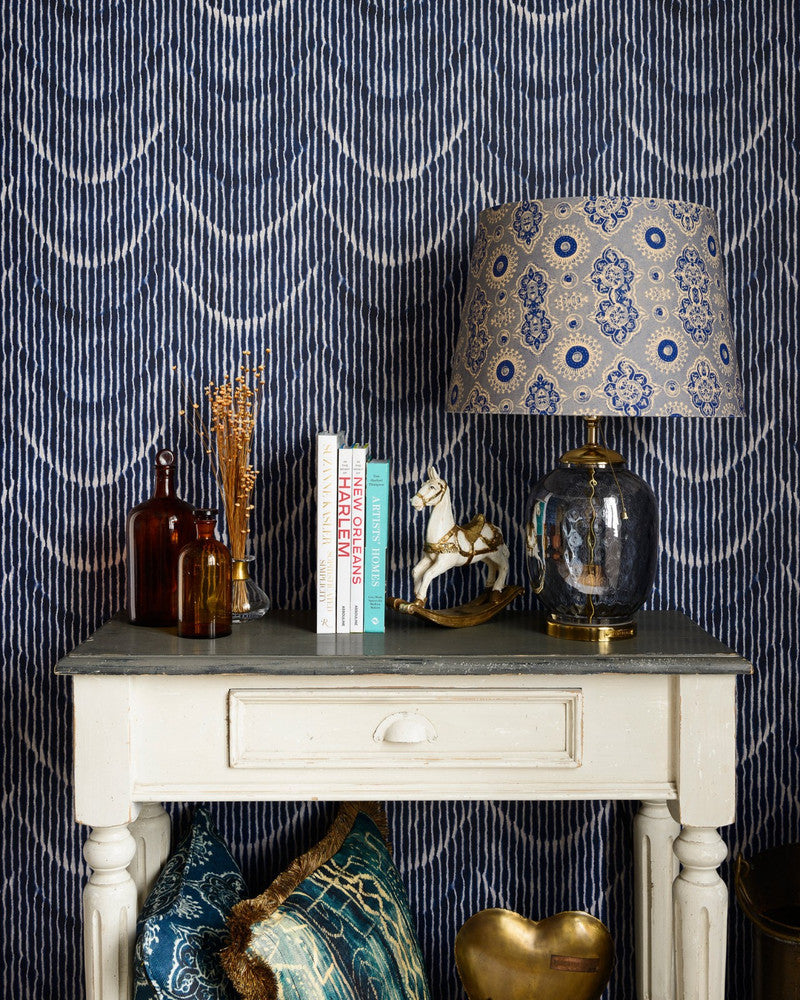 Moving Waves Wallpaper by Mind the Gap Designer Wallpaper THE WALLPAPER COMPENDIUM 1 Non-woven Made in Europe Paste the wall 3 rolls x 20.5 x 3.25 yards - Swanky Fabrics -